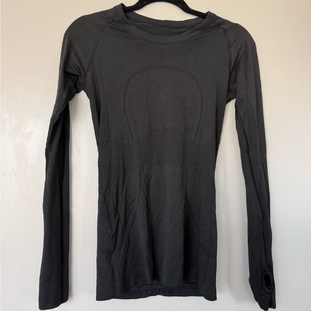 lululemon athletica Long Sleeve Top - Picture 2 of 3